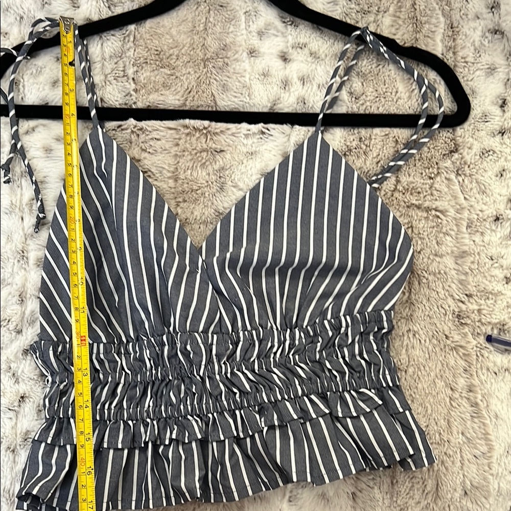 Sim & Sam Blue and White Ruffled Crop Camisole Tank Top Size S - Picture 7 of 8